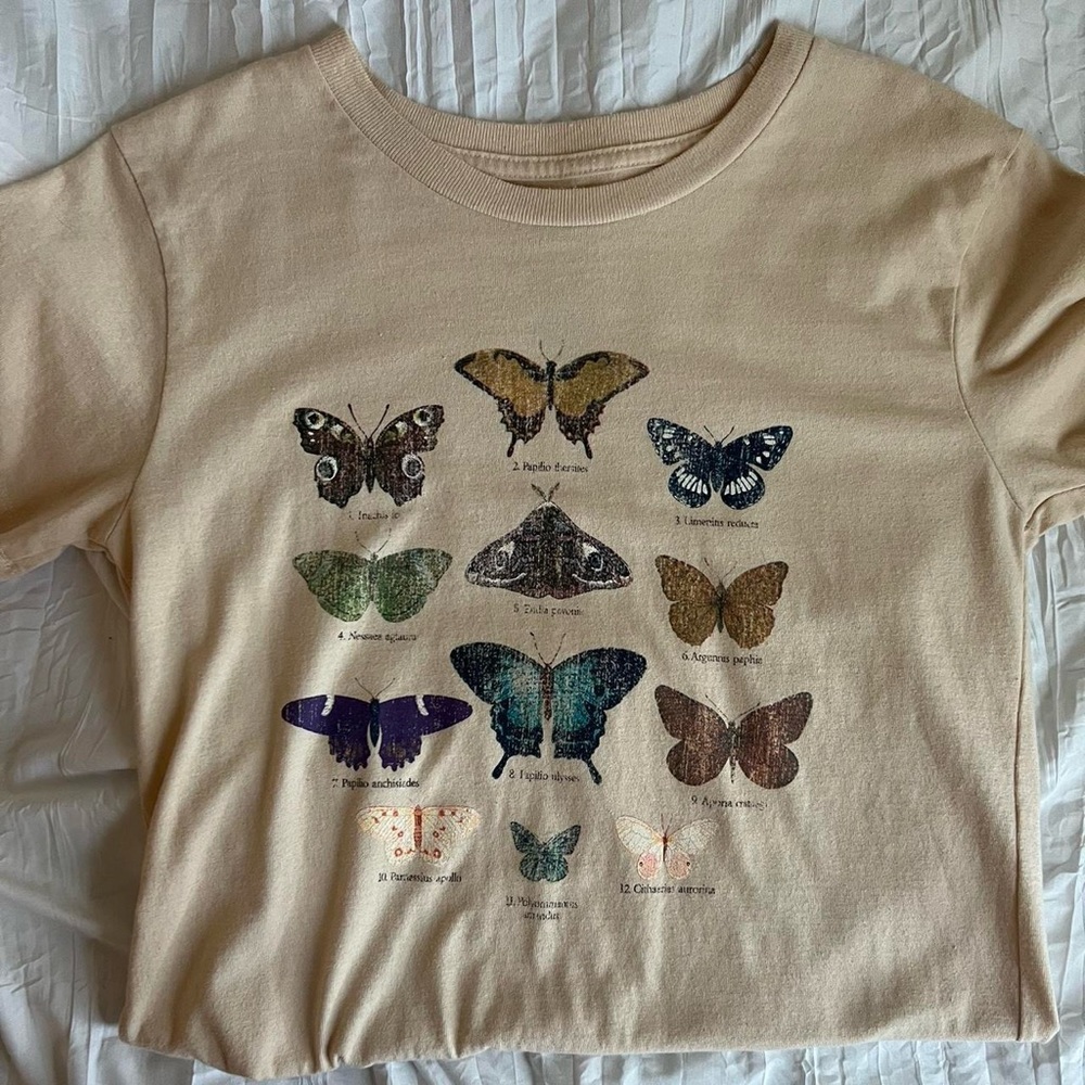 pacsun T-shirt size small